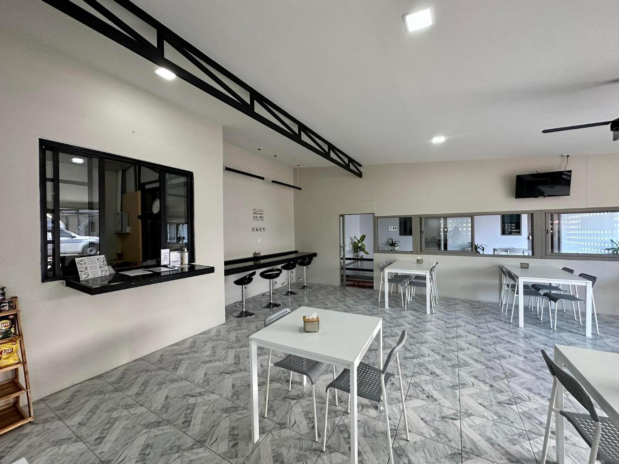 Bed and Breakfast Juni House Chumphon Exterior foto